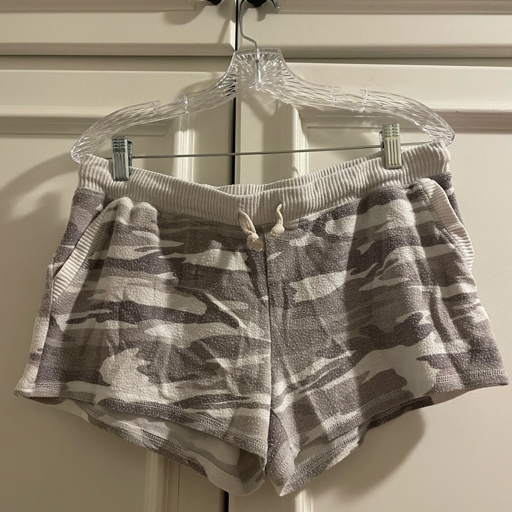 Theo & Spence Camo Print Knit Shorty Shorts